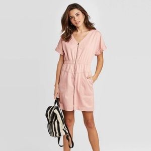 Blush Pink Short Sleeve V-Neck Zip Up Dress